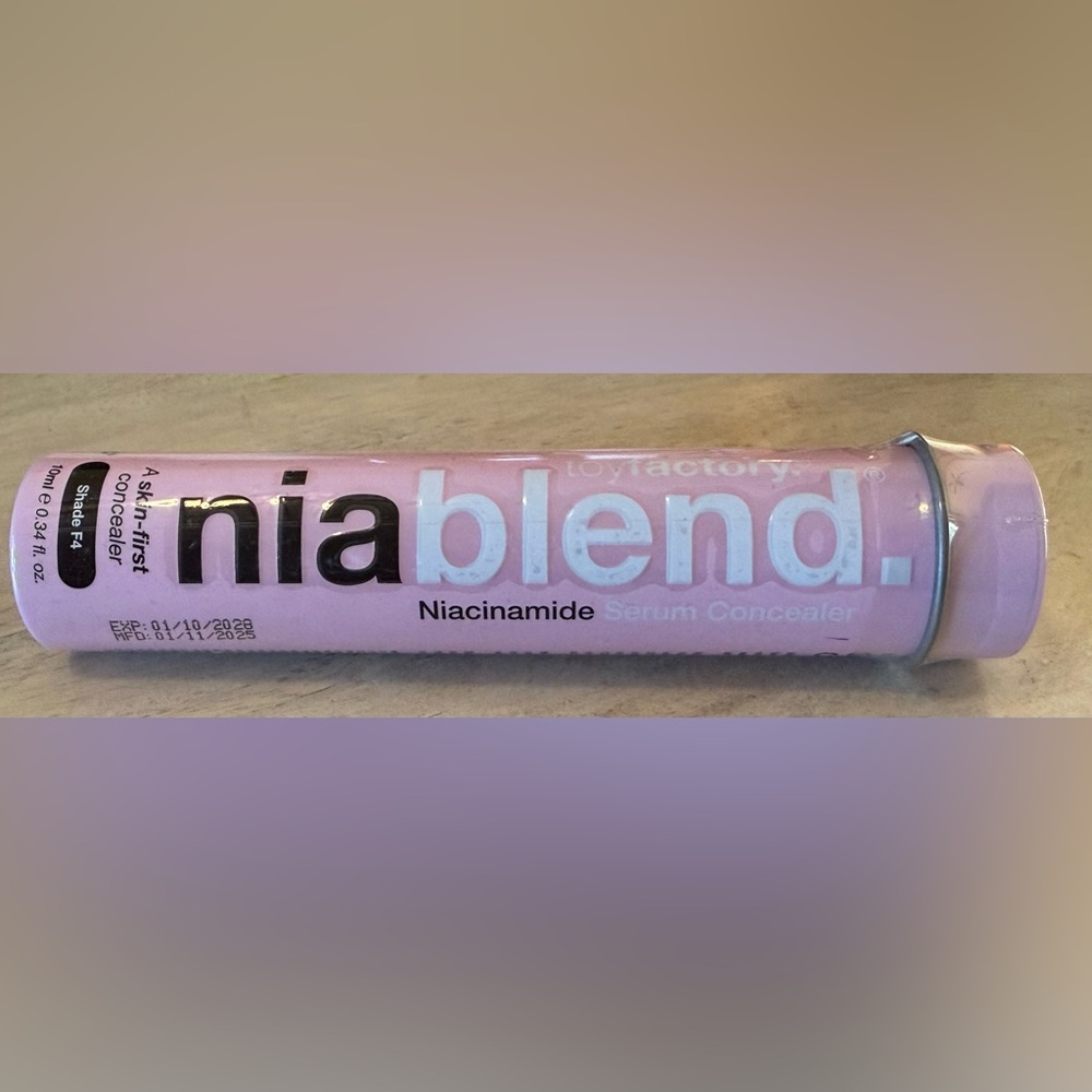toyfactory. Niablend Serum Concealer